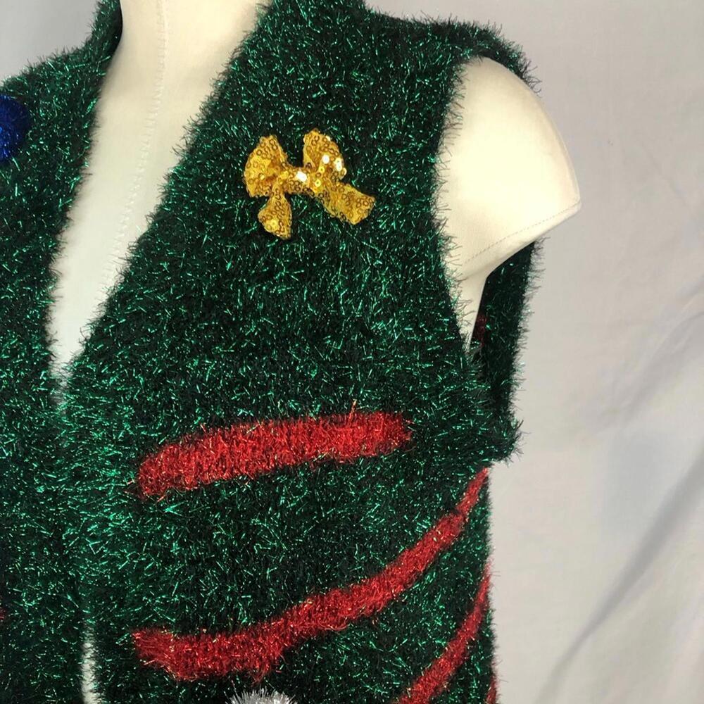 Blizzard Day Christmas Holiday Long Vest Sparkly Metallic Turf Like Texture 🎄 - Picture 4 of 9